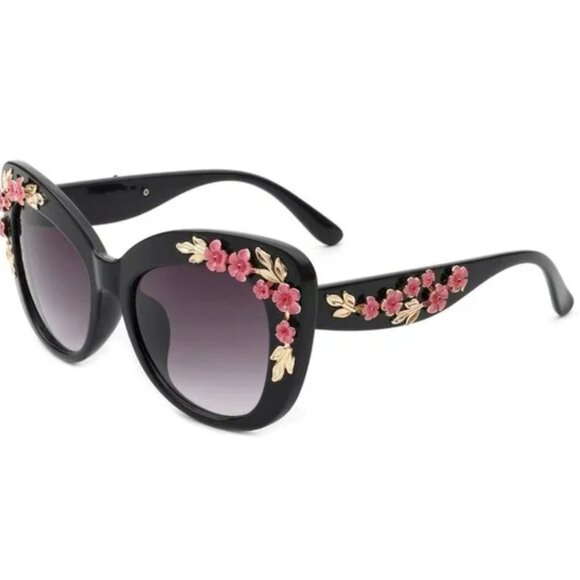 New! Vintage-Style Sunglasses with Sculpted Floral Detail - Black - Picture 3 of 4